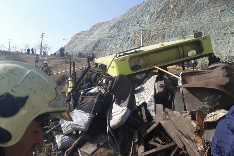 پیمانكار اتوبوس دانشگاه آزاد 8 بار اخطار گرفته بود پیمانكار اتوبوس دانشگاه آزاد 8 بار اخطار گرفته بود