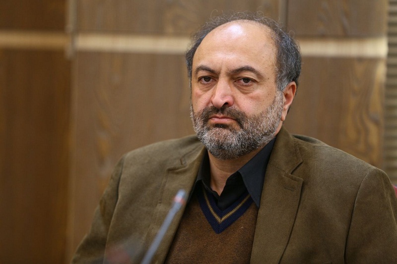 بايد موضوعات فرهنگي و عمراني در كنار هم مد نظر قرار گيرند بايد موضوعات فرهنگي و عمراني در كنار هم مد نظر قرار گيرند