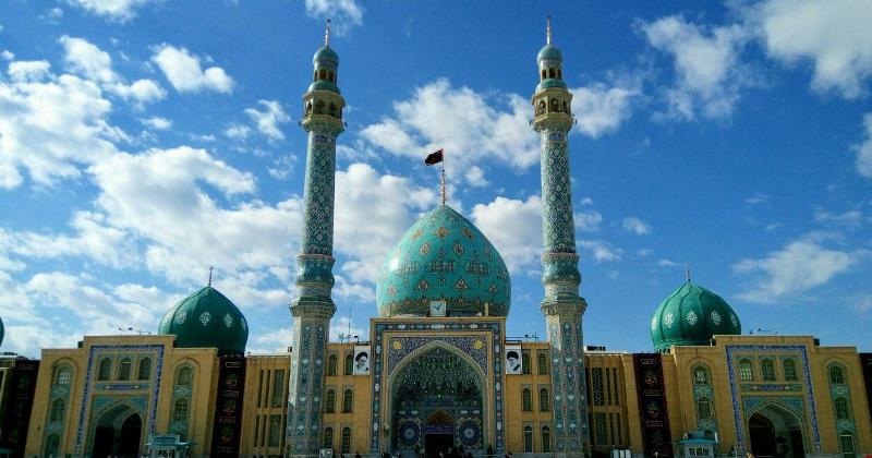 مسجد مقدس جمكران ميعادگاه منتظران ظهور از سراسر عالم است مسجد مقدس جمكران ميعادگاه منتظران ظهور از سراسر عالم است