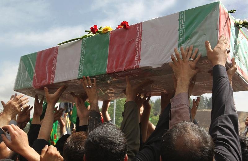 پيكر مطهر جانباز و آزاده دفاع مقدس در فرديس تشييع شد پيكر مطهر جانباز و آزاده دفاع مقدس در فرديس تشييع شد