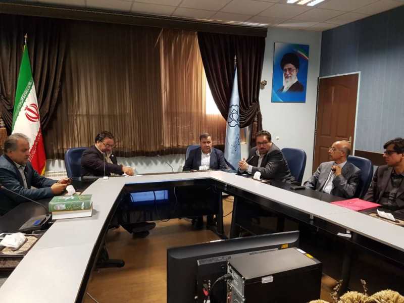 پیگیری نماینده استان یزد به پرداخت مطالبات شاغلان نظام سلامت پیگیری نماینده استان یزد به پرداخت مطالبات شاغلان نظام سلامت